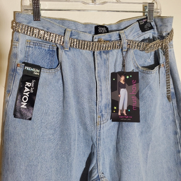 Simple Society Super High Rise Roll Cuff Light Wash Balloon Jeans w/ Bli… - Picture 5 of 15